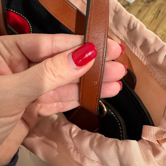 EUC Dooney & Bourke - Pebble Grain Brinley - Black Leather - Picture 11 of 15